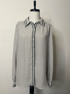 Max Studio Black & White Patterned Button-Up Blouse
